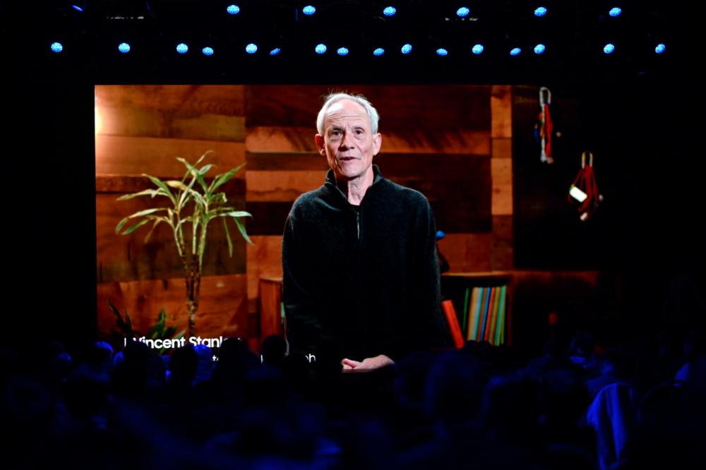 CES-Keynote-JH-Han_main5FF