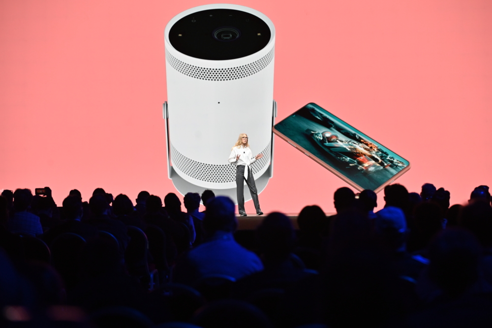 CES-Keynote-JH-Han_main6FF
