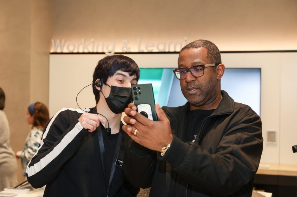 S22_S8_Global_Availability_main2